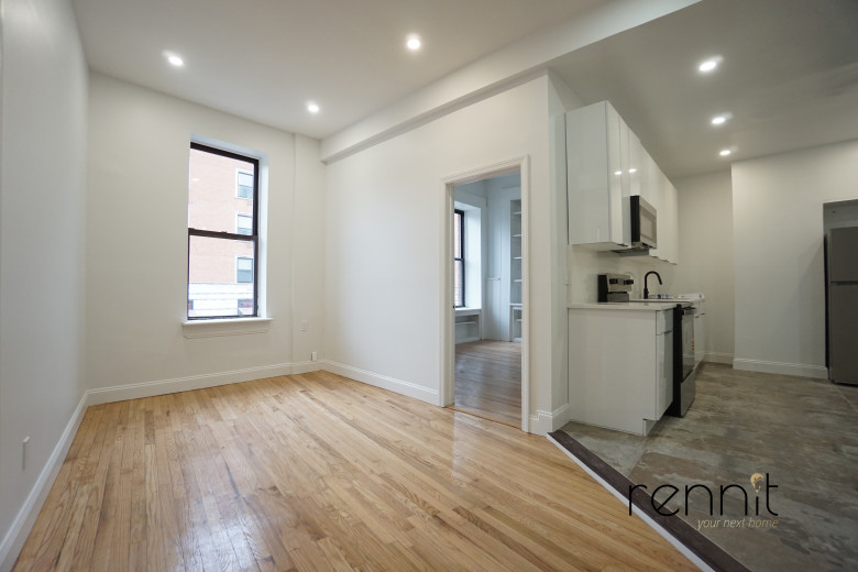 381 Myrtle Ave, Apt 2 Image 3