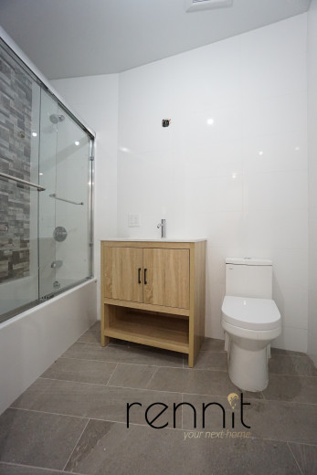 381 Myrtle Ave, Apt 2 Image 8