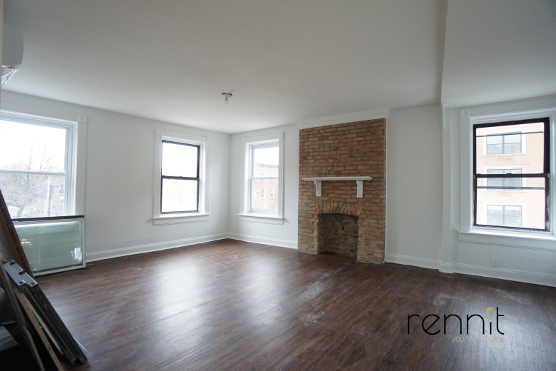 381 Myrtle Ave, Apt 3 Image 3