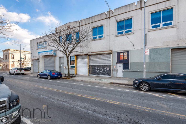 408 Liberty Ave #Champion/GDR, Apt Millwork Image 8