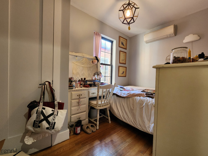 118 Marcus Garvey Blvd, Apt 1 Image 11