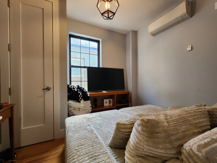 118 Marcus Garvey Blvd, Apt 1 Image 13