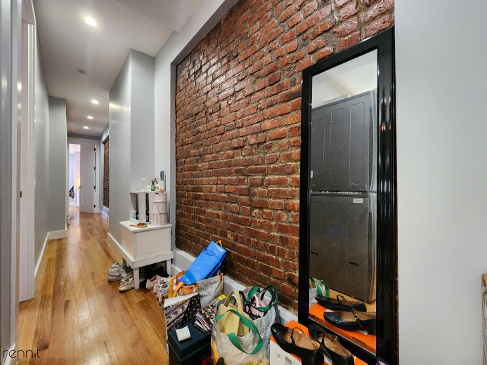 118 Marcus Garvey Blvd, Apt 1 Image 16