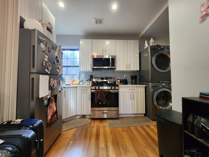 118 Marcus Garvey Blvd, Apt 1 Image 3