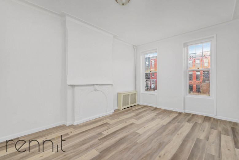 91 Somers St, Apt 1 Image 13