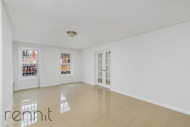 91 Somers St, Apt 1 Image 4