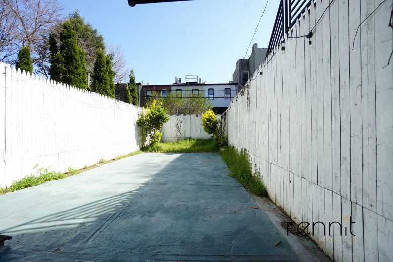 1002 Putnam Ave, Apt 1 Image 3