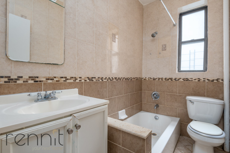 1124 43rd St, Apt A1 Image 7