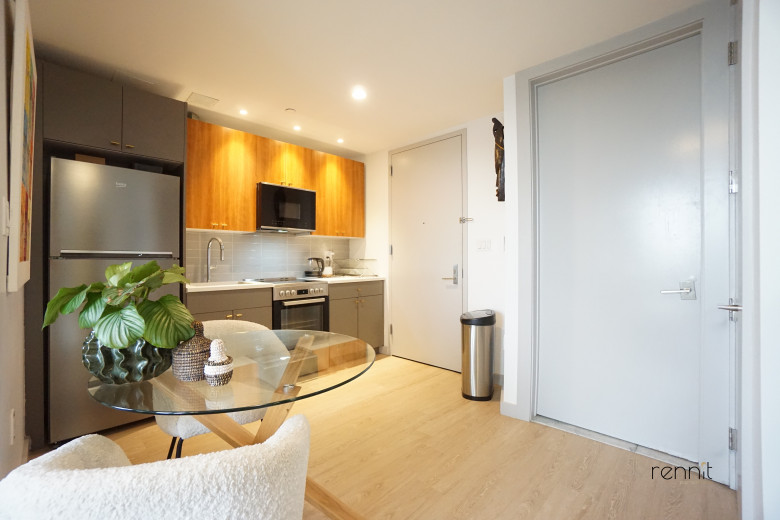 2809 Clarendon Rd, Apt 603 Image 2