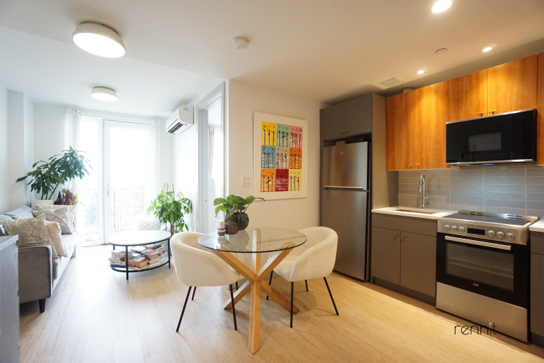 2809 Clarendon Rd, Apt 603 Image 4