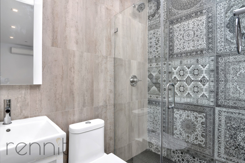 311 Wilson Ave, Apt 3B Image 11