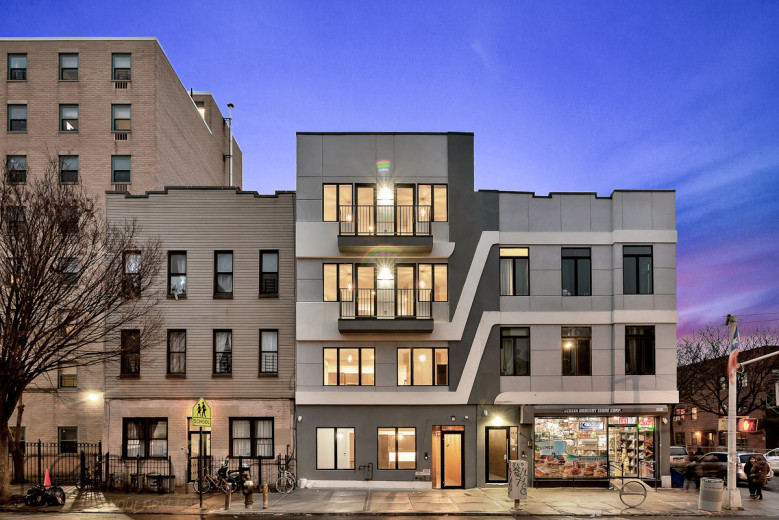 311 Wilson Ave, Apt 3B Image 16