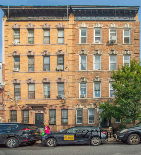 141 Thames St, Apt 2R Image 8