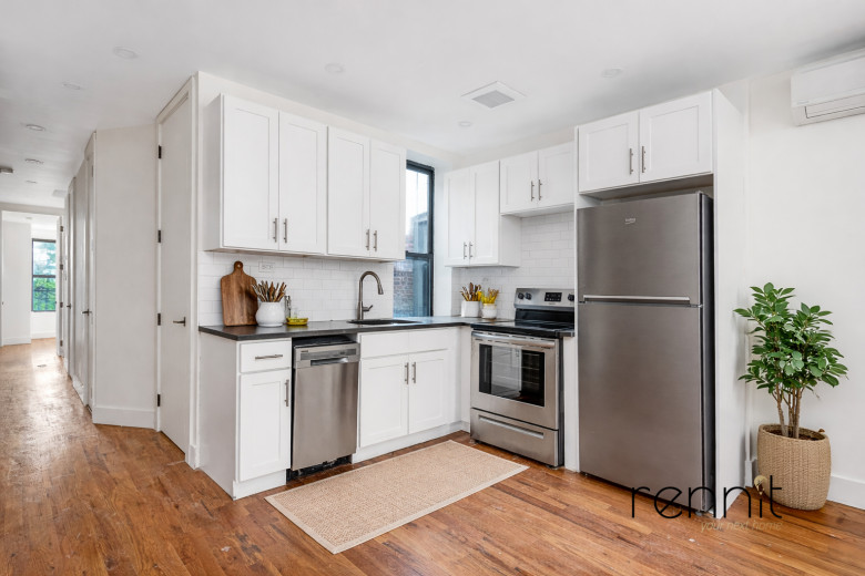 1645 Putnam Ave, Apt 3R Image 2