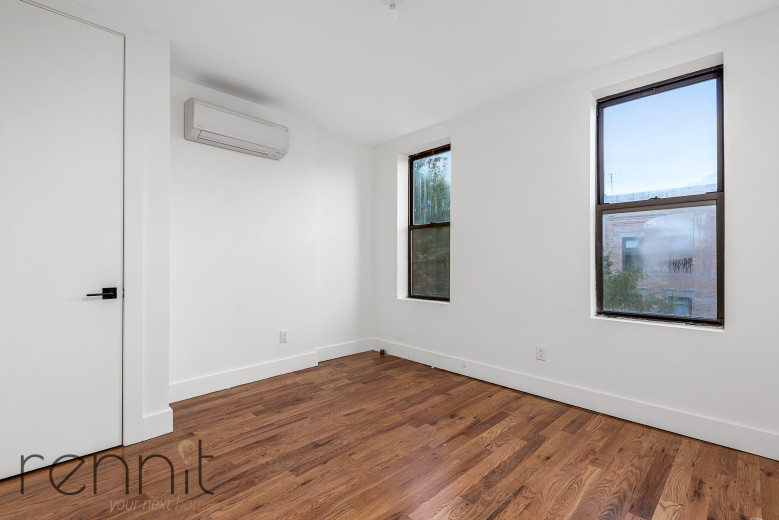 1645 Putnam Ave, Apt 3R Image 9