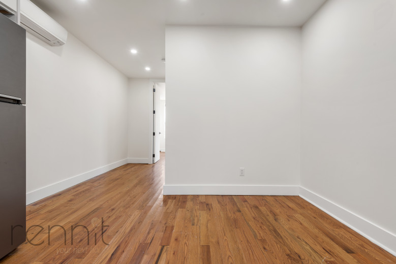 1645 Putnam Ave, Apt 3R Image 12