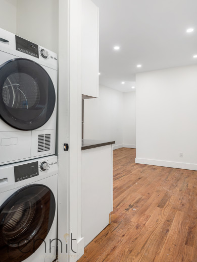 1645 Putnam Ave, Apt 3R Image 5