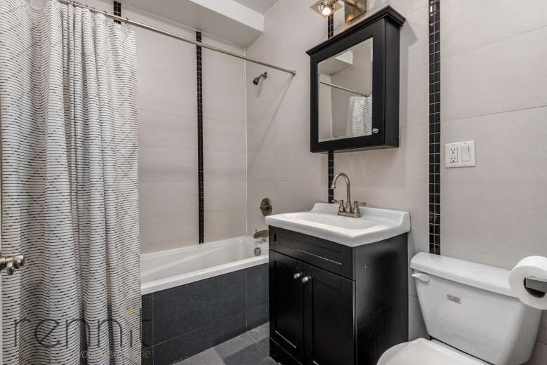 571 St Johns Pl, Apt 1L Image 7