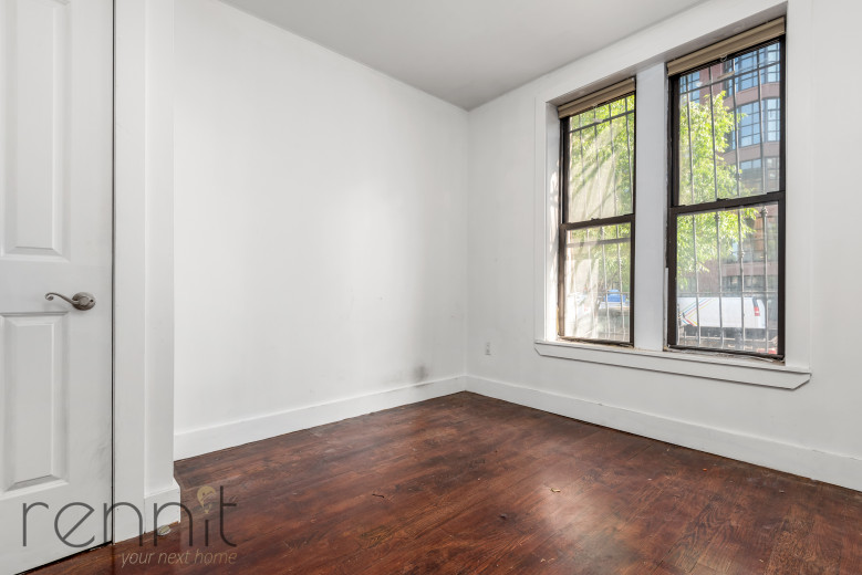 571 St Johns Pl, Apt 1L Image 8