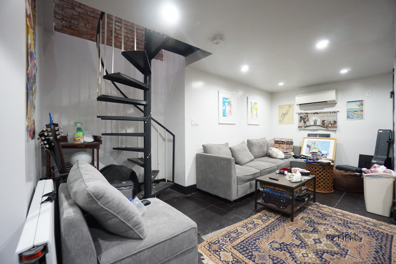 205 Johnson Ave, Apt 1L Image 11