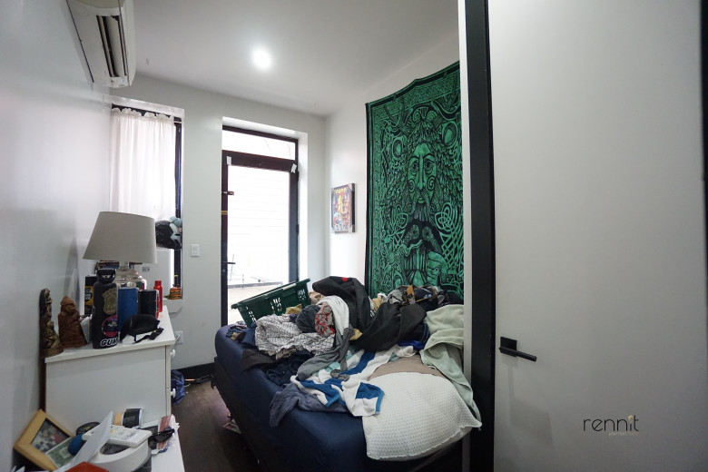 205 Johnson Ave, Apt 1L Image 3