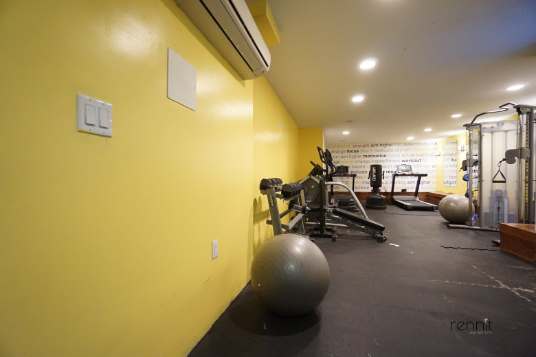 1059 Bergen St, Apt 2C Image 15