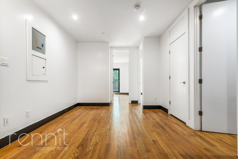 562 Park Pl, Apt 4B Image 13