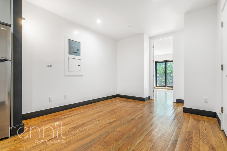562 Park Pl, Apt 4B Image 6