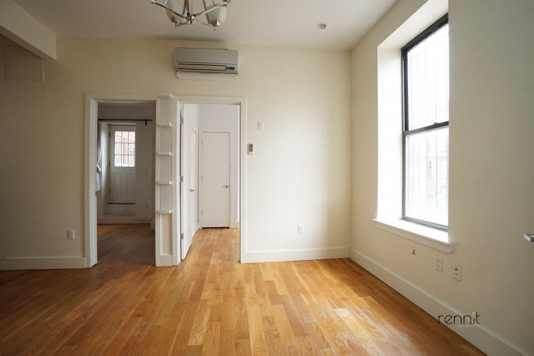 453 Franklin Ave, Apt 2B Image 10