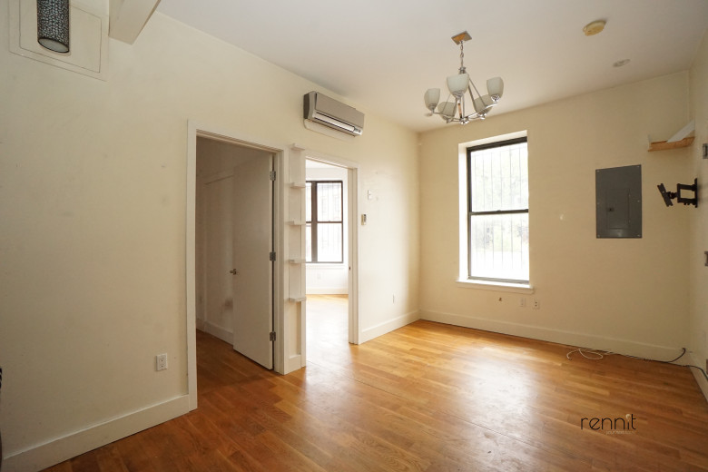 453 Franklin Ave, Apt 2B Image 17