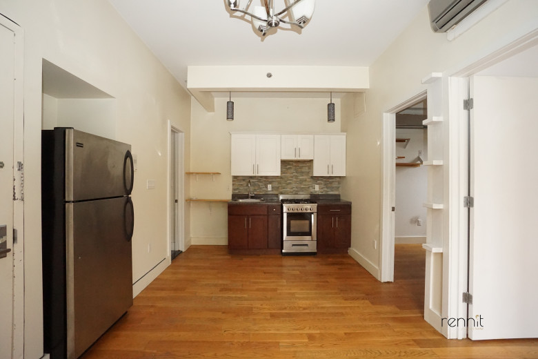 453 Franklin Ave, Apt 2B Image 18