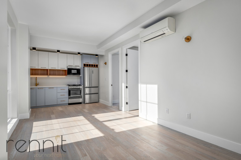 933 Rogers Ave, Apt 7D Image 1