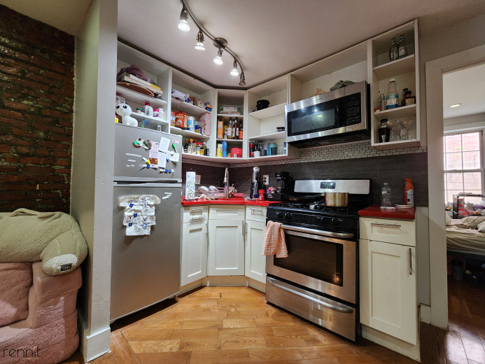 849 Bushwick Ave, Apt 1 Image 3