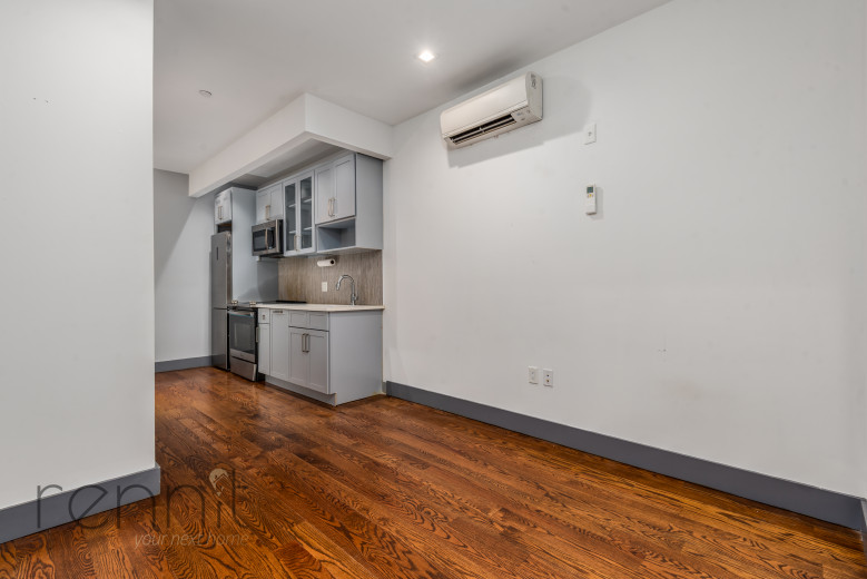 1016 Carroll St, Apt 2C Image 2