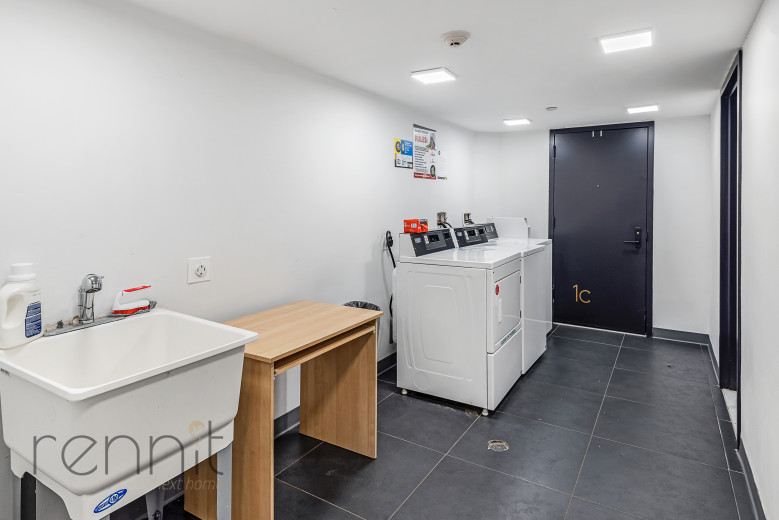 1016 Carroll St, Apt 2C Image 6