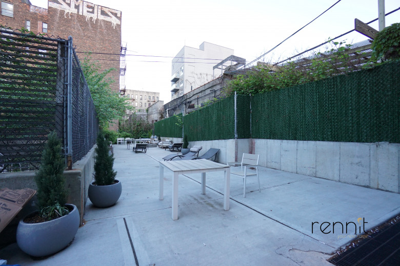 312 Keap St, Apt 2B Image 11