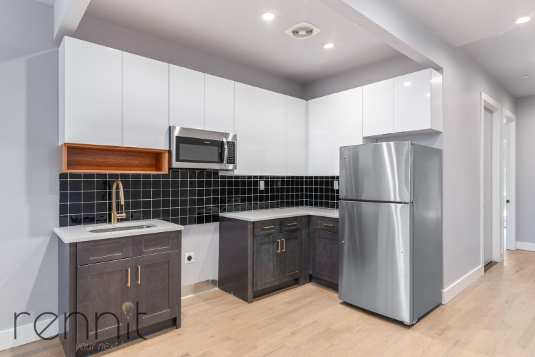 336 E 28th St, Apt 1 Image 9