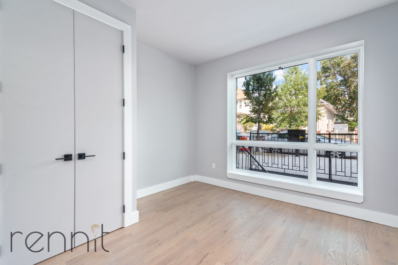 336 E 28th St, Apt 1 Image 7