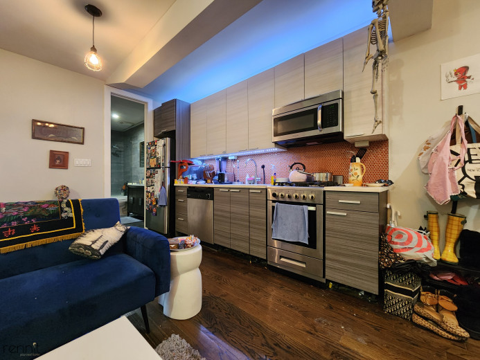 462 Central Ave, Apt 1A Image 3