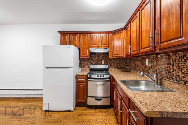 851 Lafayette Ave, Apt 4 Image 5