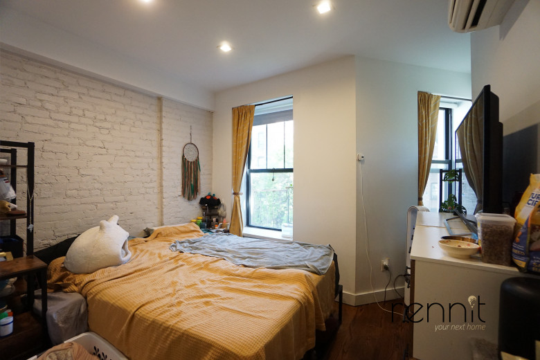 140 Martense St, Apt 3B Image 4