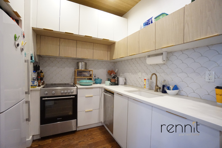 140 Martense St, Apt 3B Image 8
