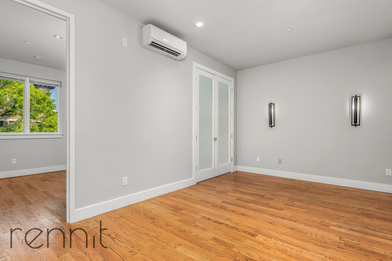 1446 Bedford Ave, Apt 2B Image 4