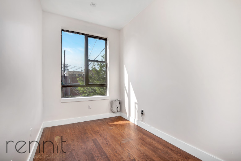 914 Hart St, Apt 2F Image 6