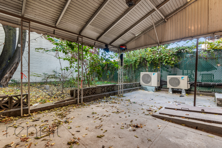 477 Fairview Ave, Apt 1 Image 11