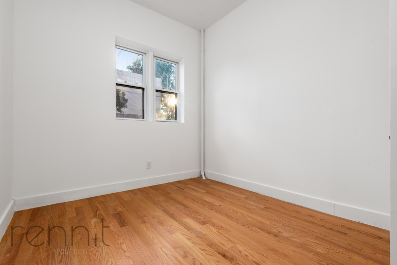 477 Fairview Ave, Apt 1 Image 18