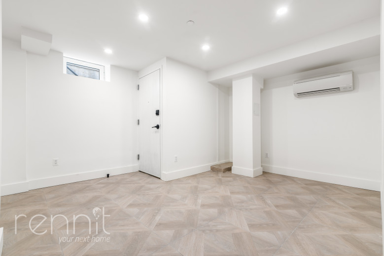 332 Myrtle Ave, Apt 1B Image 11