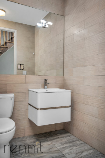 579 Van Buren, Apt 1 Image 21