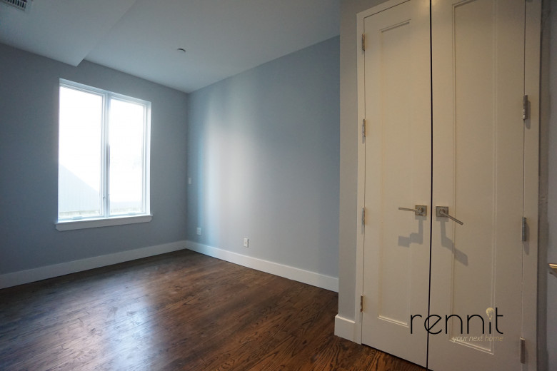 579 Van Buren, Apt 1 Image 24