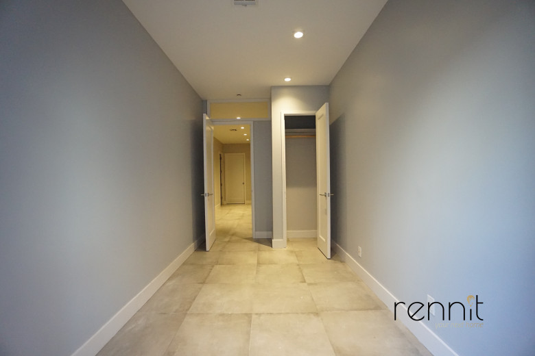 579 Van Buren, Apt 1 Image 26